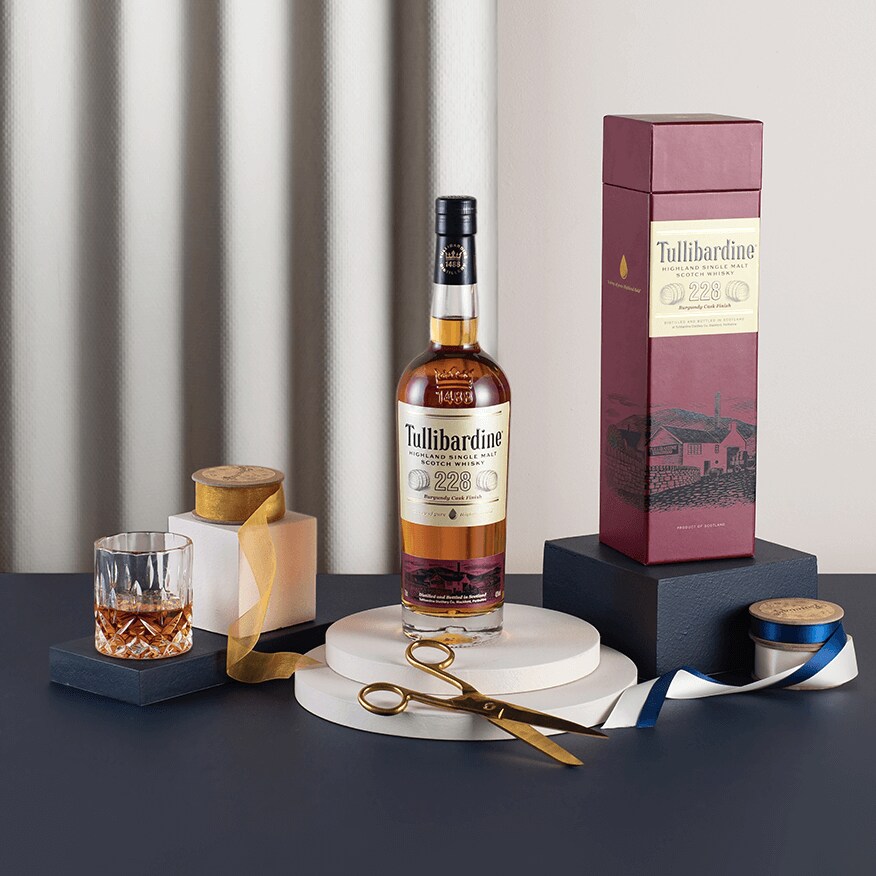 Tullibardine 228 Burgundy Cask Finish Single Malt Gift Tullibardine 228 Burgundy Cask Finish Single Malt Gift